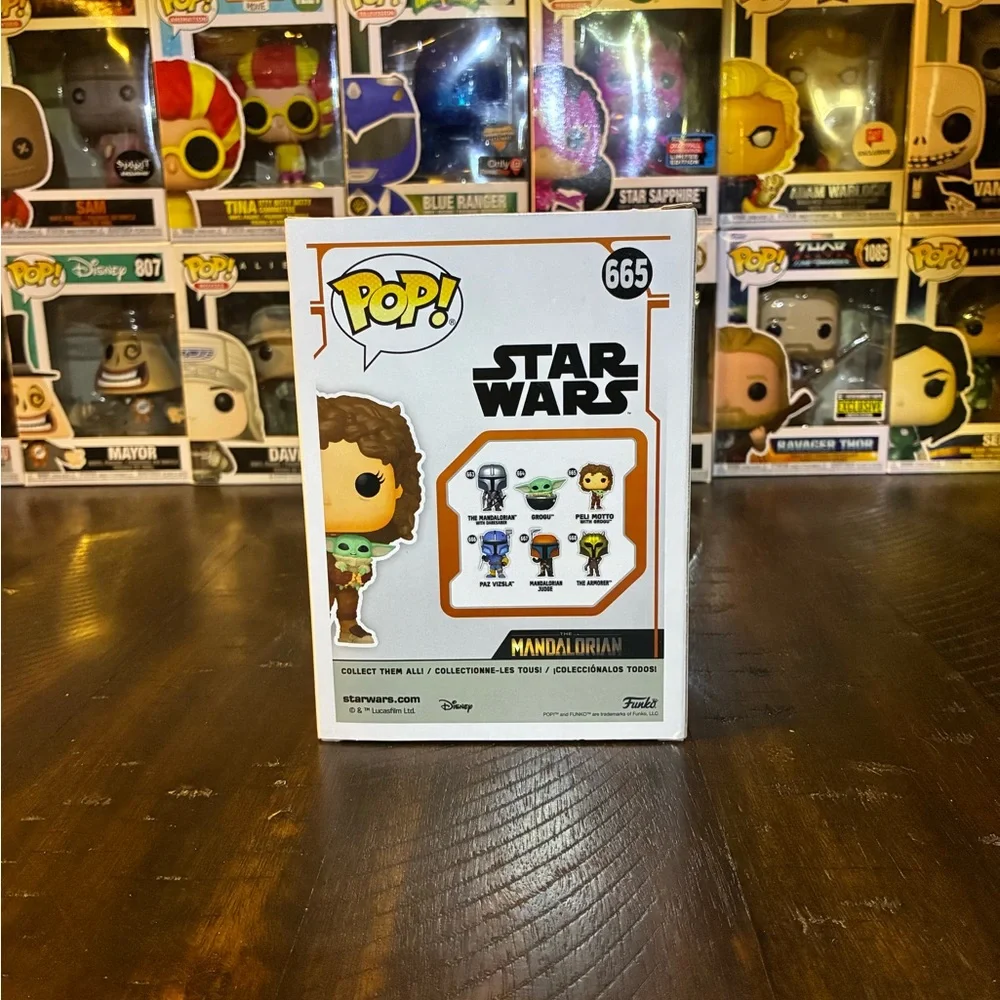 Funko Pop! Star Wars: The Mandalorian Season 3 Peli Motto with Grogu #665
